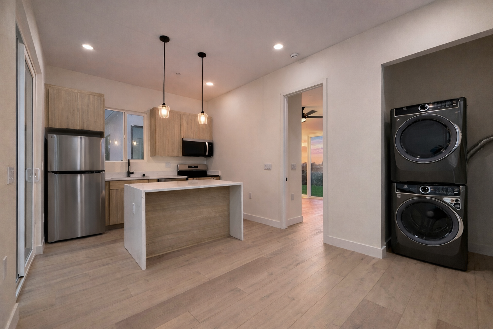 San Diego Apartment: 1613 Burton St