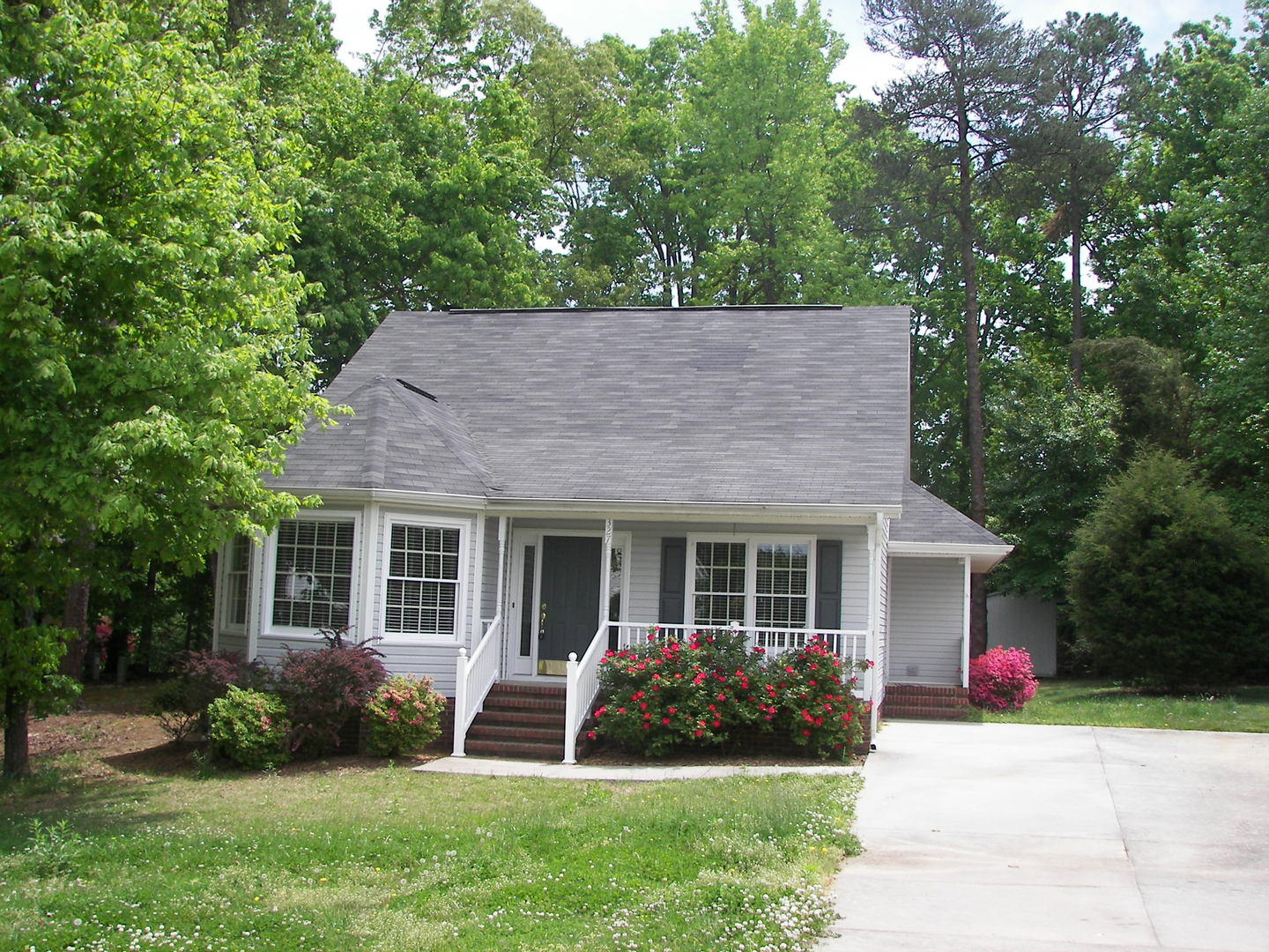 Burlington House: 327 Westridge Court