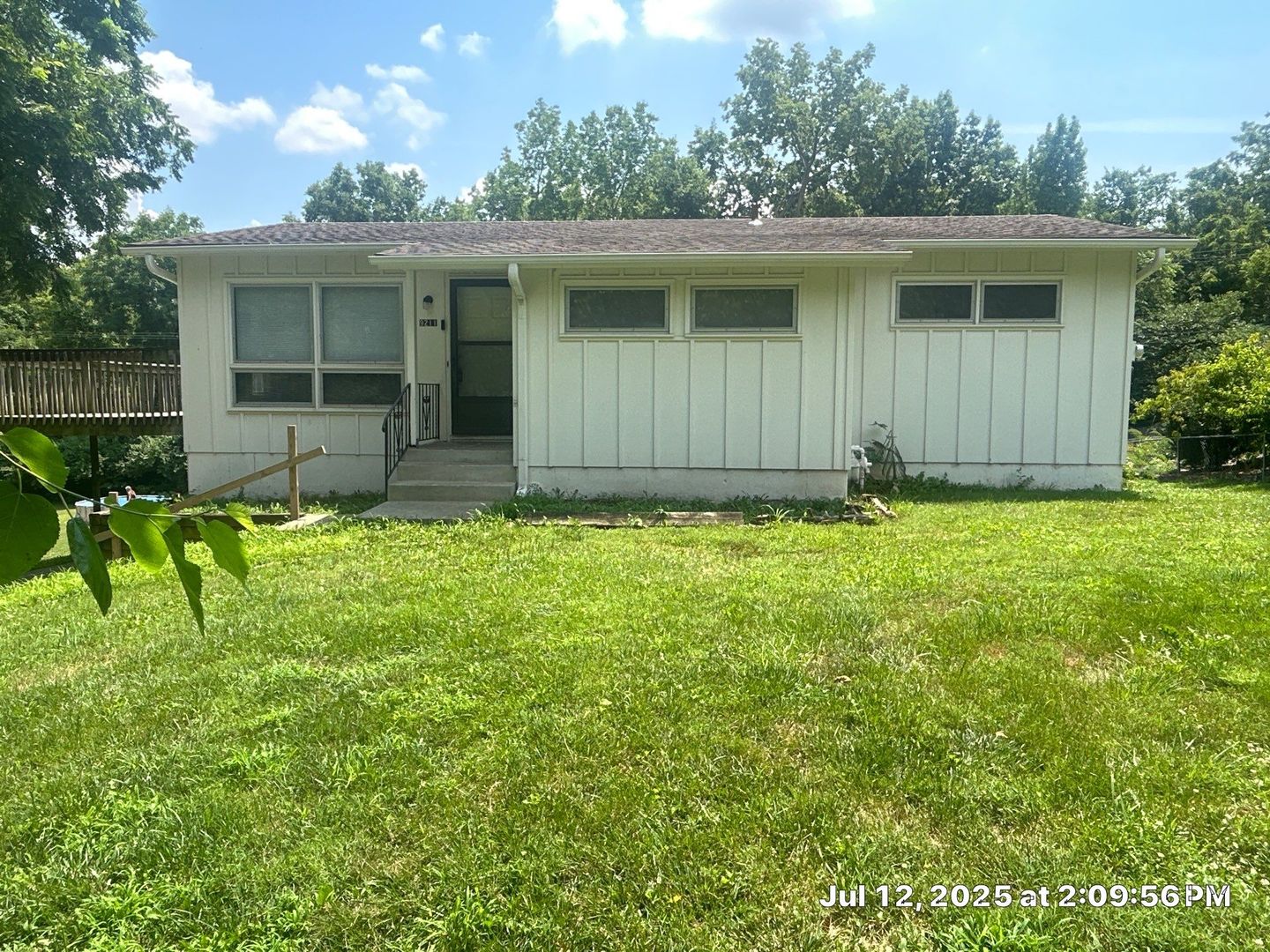 Kansas CIty House: 9211 E. 50th Ter.