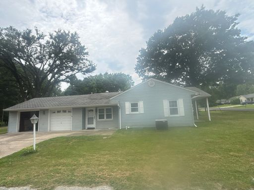 Coming Soon – Newly Rehabbed in Gladstone – photo 1