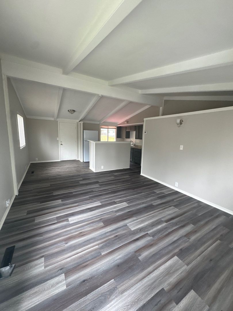 Kansas City House: 6904 NW 78th Street