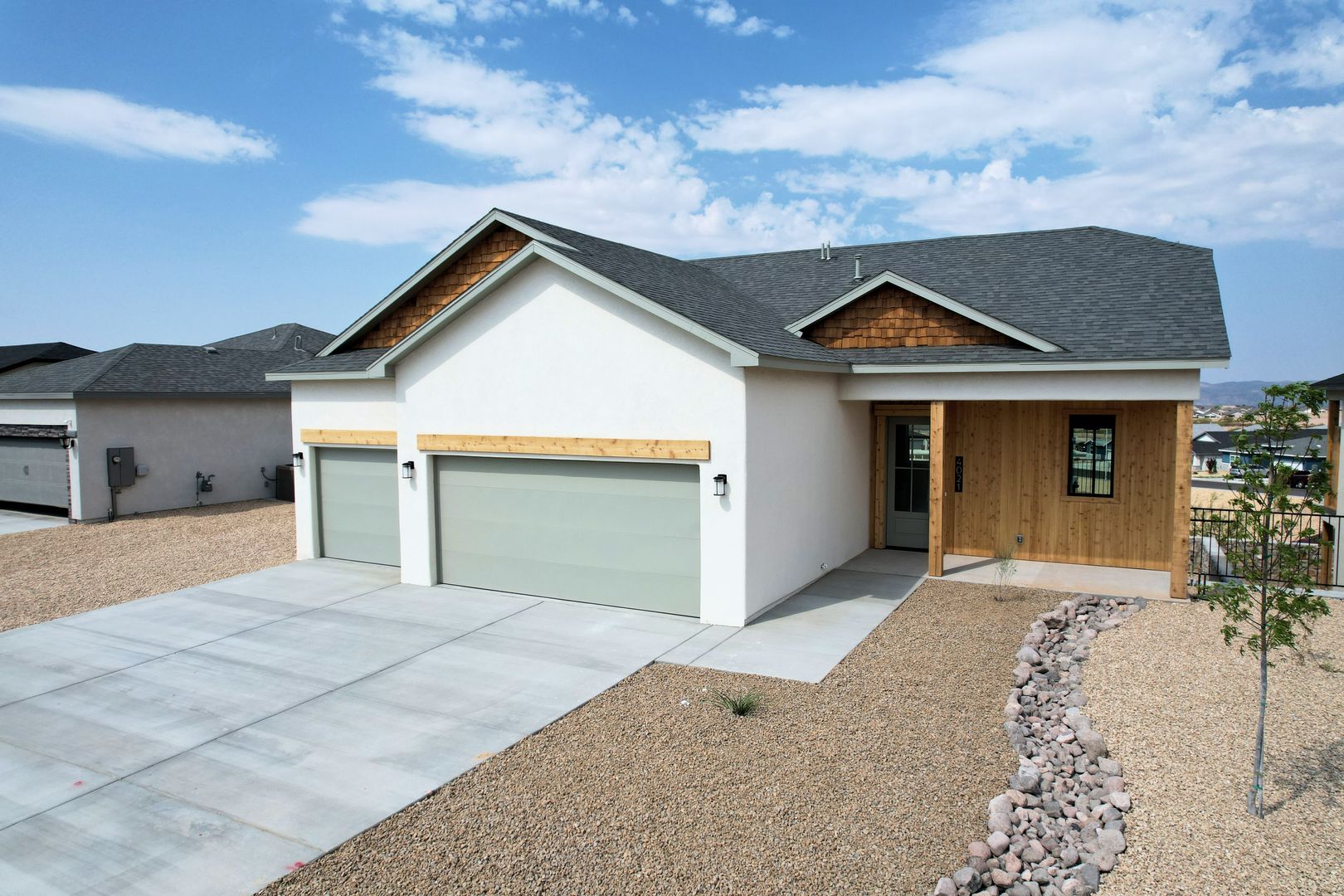 Las Cruces House: 4021 Boardwalk Road