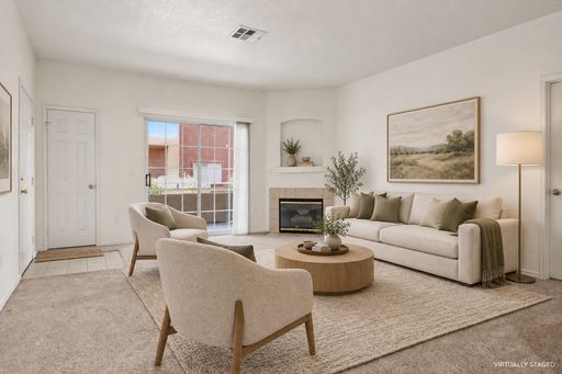 Gated Community 2 bed/2 bath Condo with Fireplace, Patio & Resort-Style Amenities – photo 1