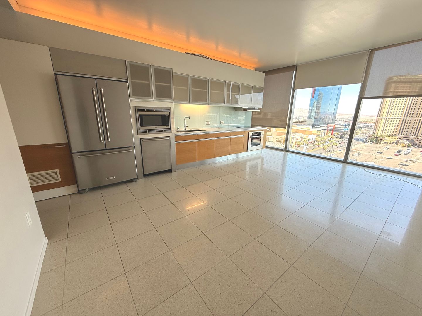 Las Vegas House: 3722 S Las Vegas Blvd