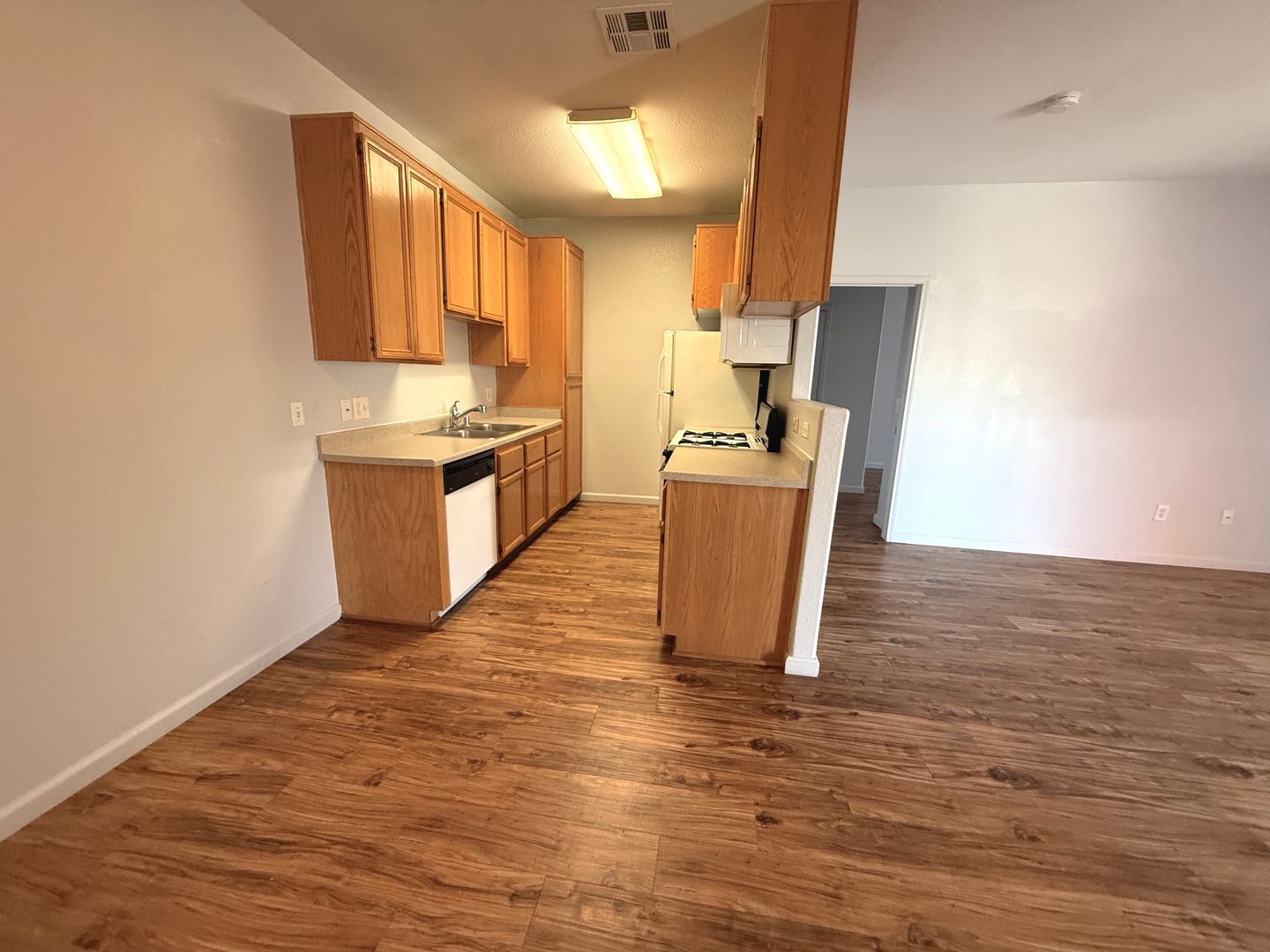 Las Vegas House: 4730 E Craig Rd Unit 1156