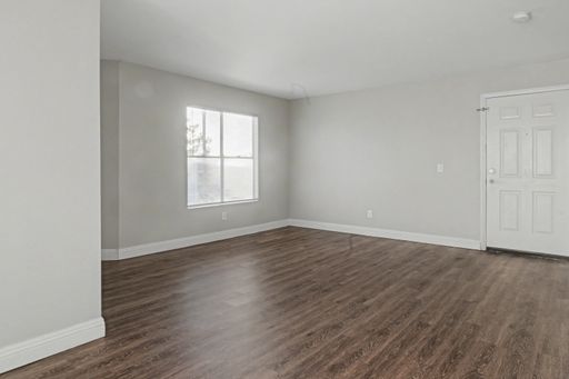 SPACIOUS 2BED/2BATH CONDO * SECOND FLOOR UNIT* – photo 1