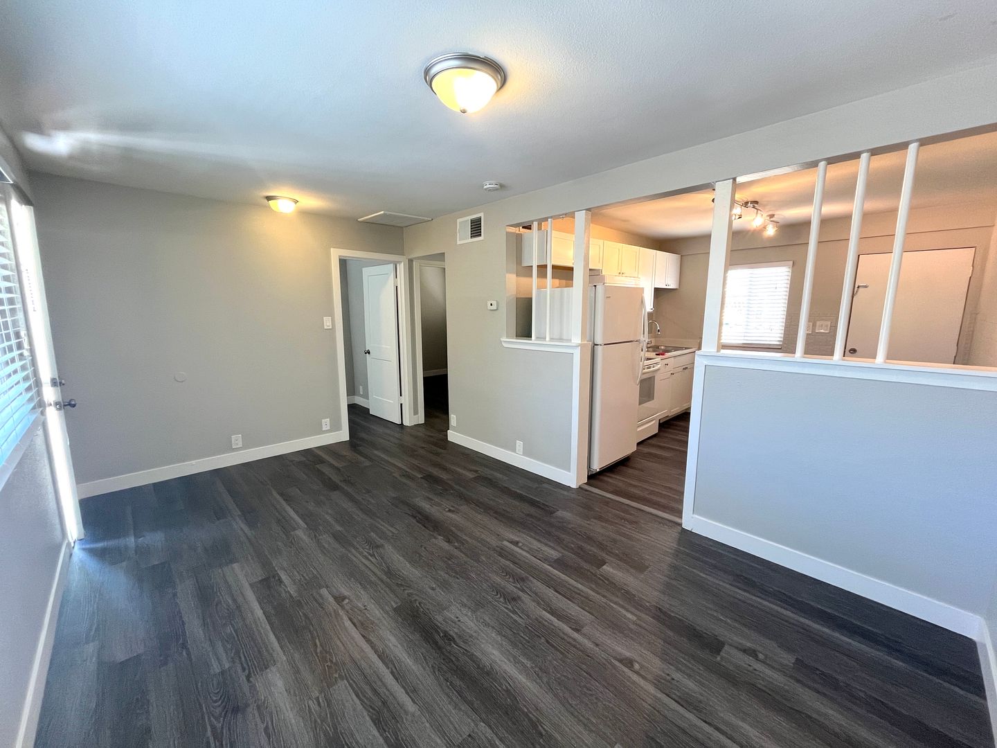 Las Vegas Apartment: 221 S 10th St