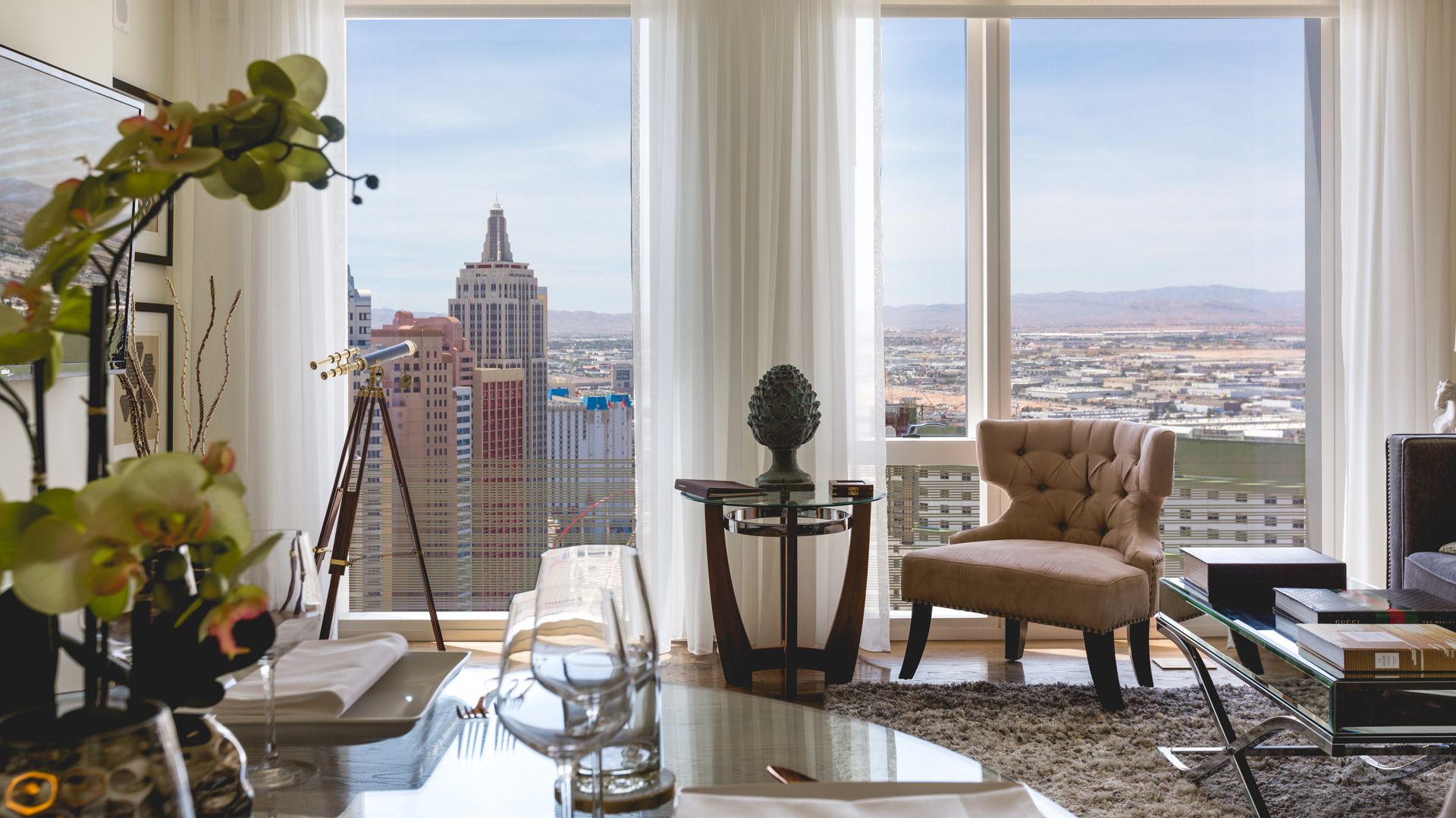 Las Vegas House: 3750 Las Vegas Blvd S