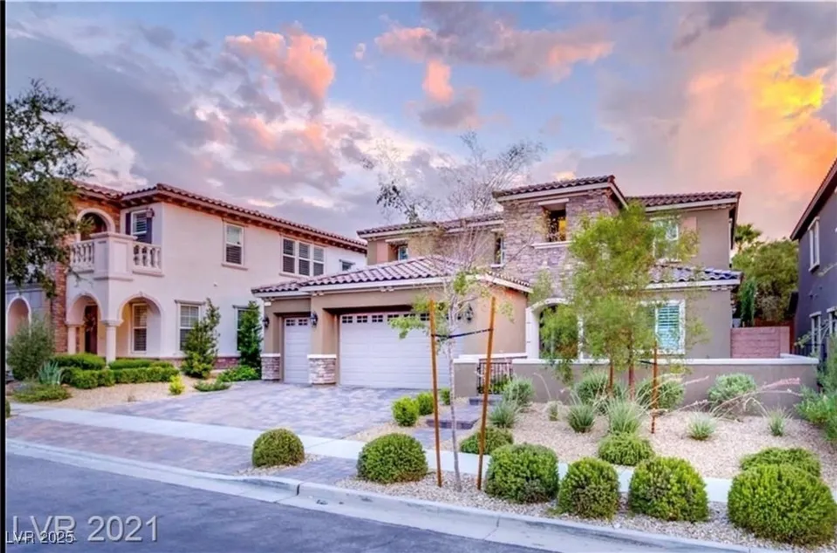 Henderson House: 3183 Palazzo Reale Ave