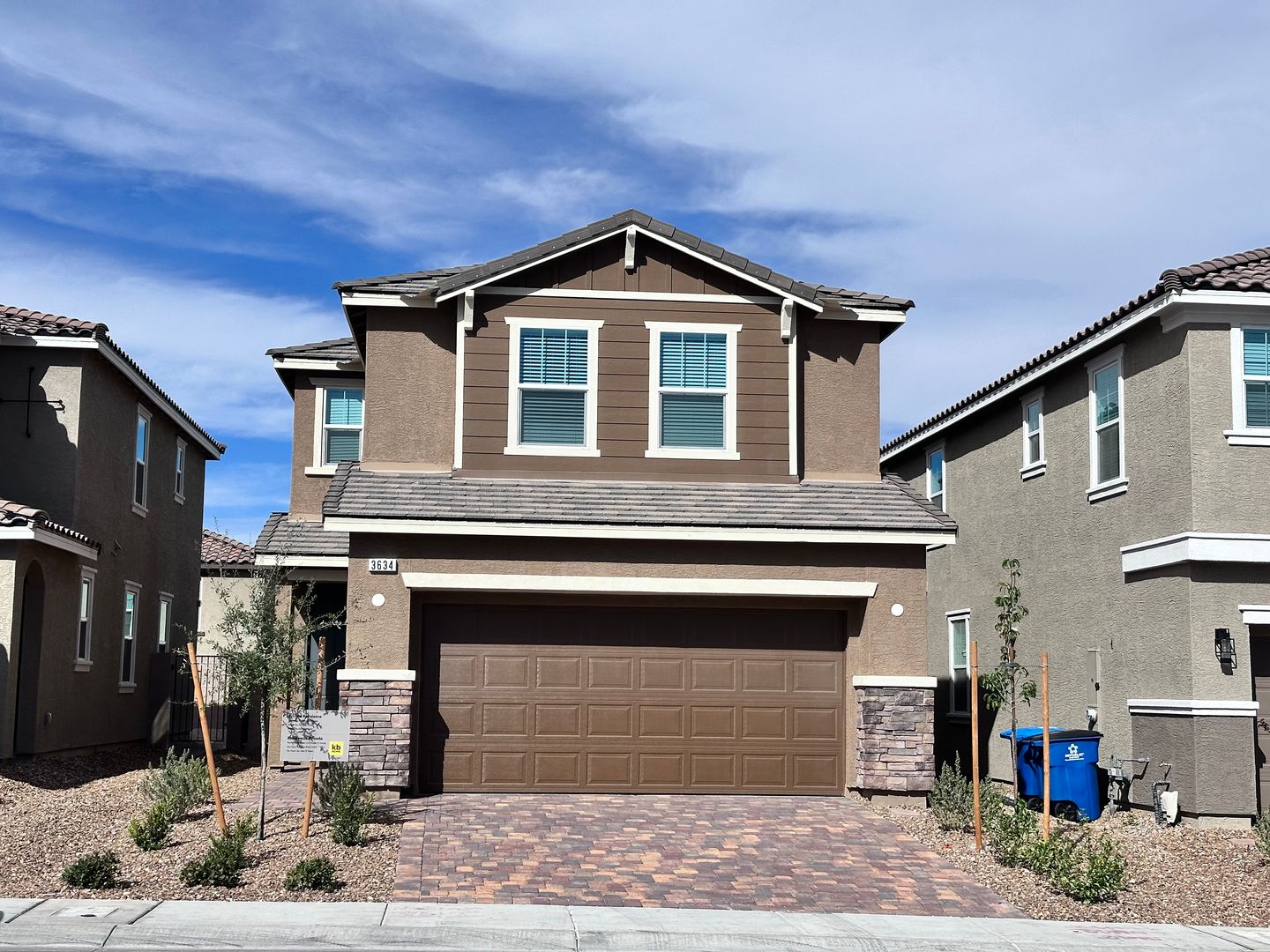 Henderson House: 3634 Cameri Ave