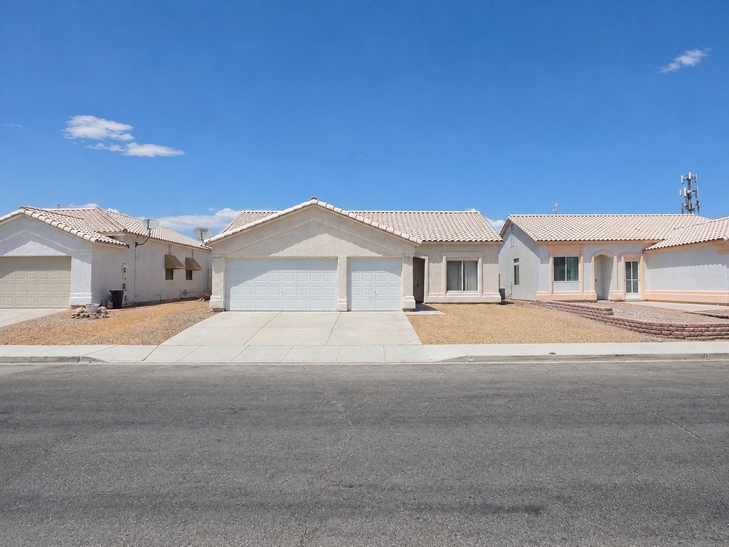 North las Vegas House: 2108 Panther Place