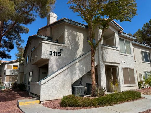 3115 Casey Dr 3201 // 2nd level 2 bed 2 bath move in ready – photo 1