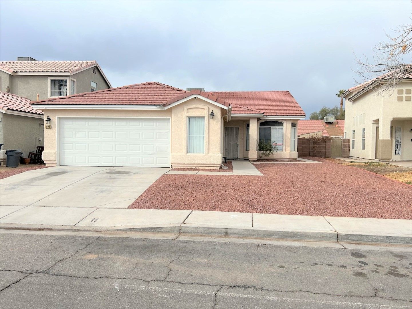 Las Vegas House: 1929 Blue Ribbon Drive