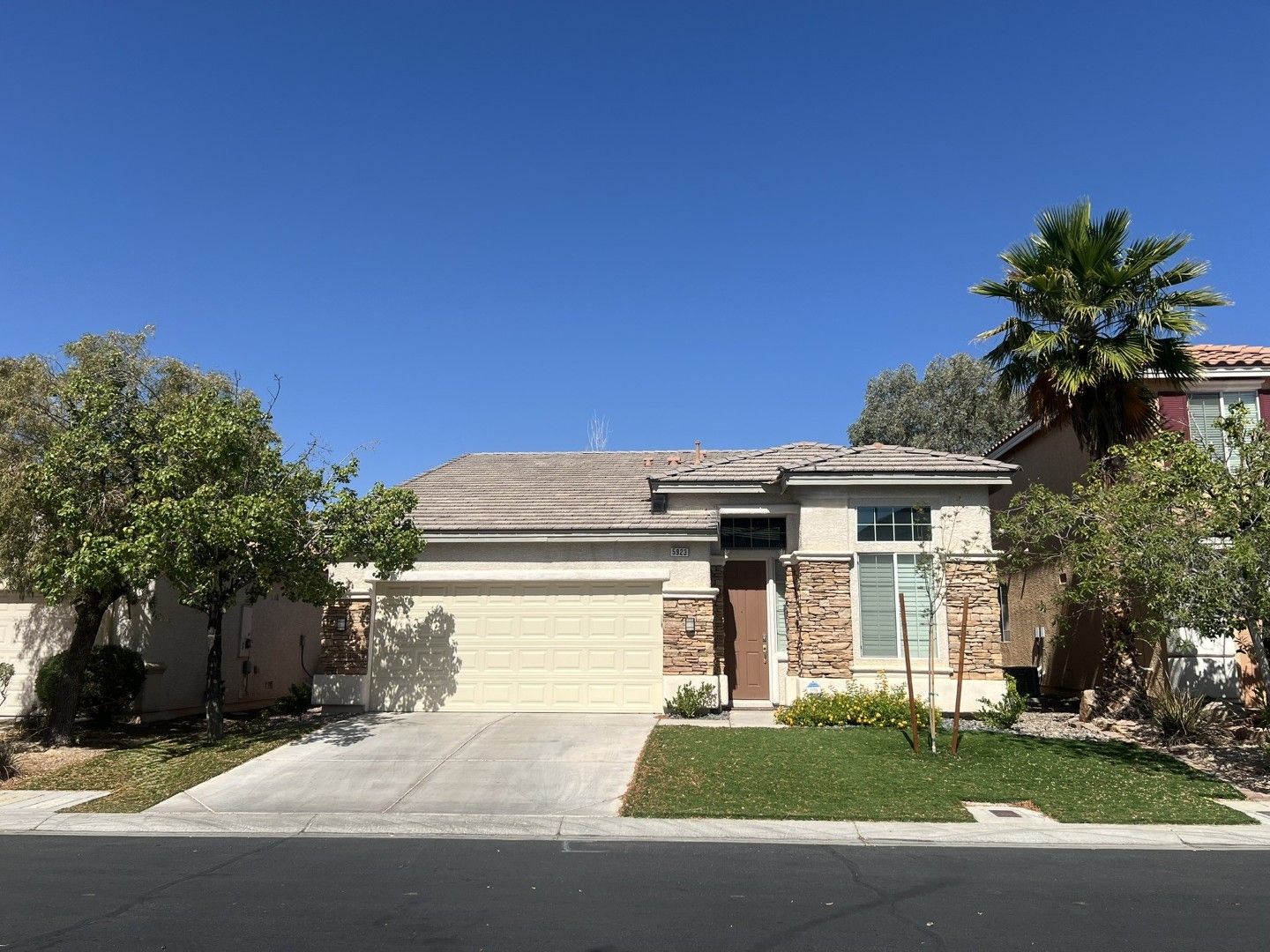 Las Vegas House: 5923 Poplar Tree Street