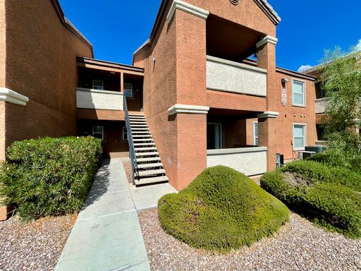 Upgraded Condo Available! Gated Community 1 Bedroom! – photo 1