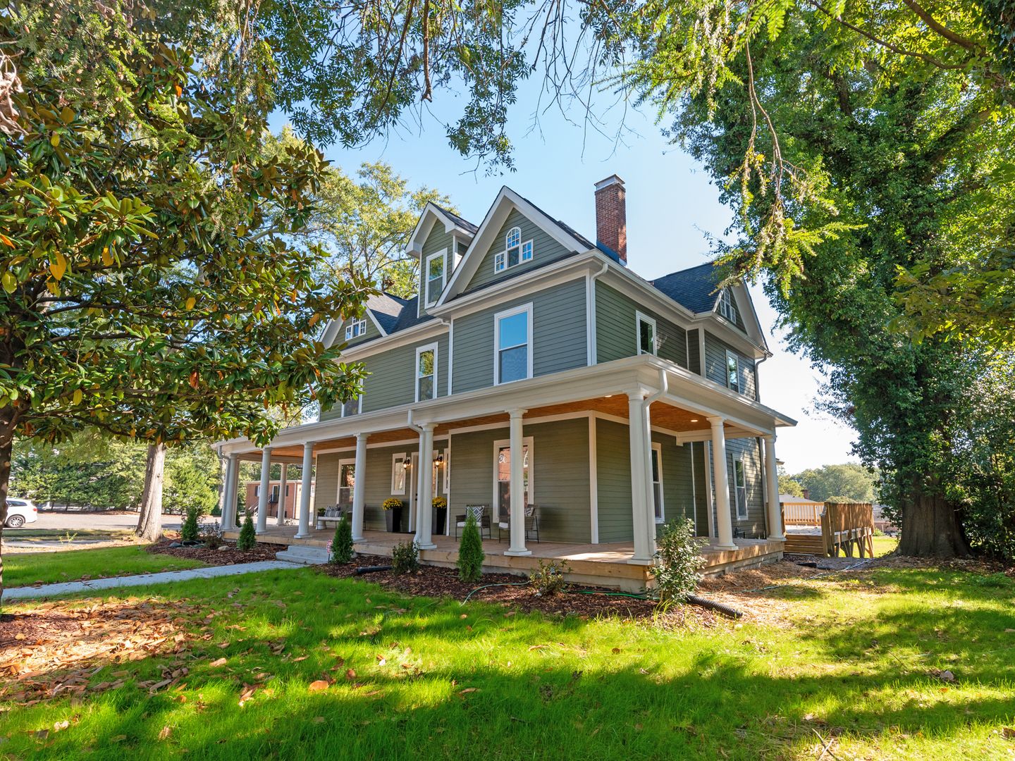 Gastonia House: 402 S Chester Street