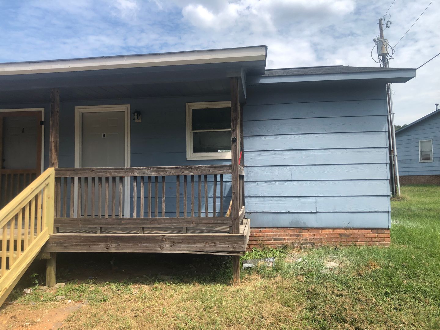 Lancaster Apartment: 1361 Lymon Reece Rd