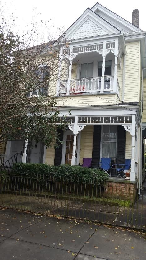 New Orleans Apartment: 2424-2426 Magazine St.