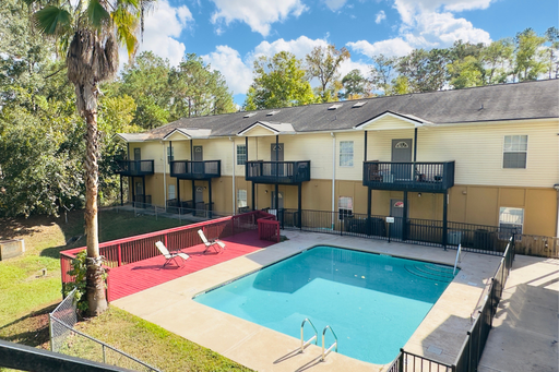 4bd/2bath between FSU and TSC! – photo 1