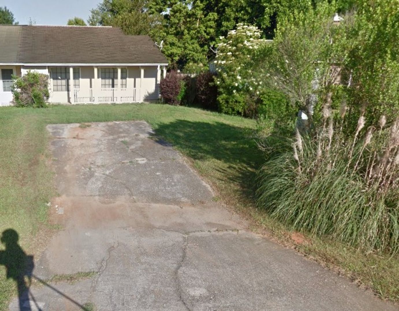 Tallahassee House: 2586 Chateau Lane