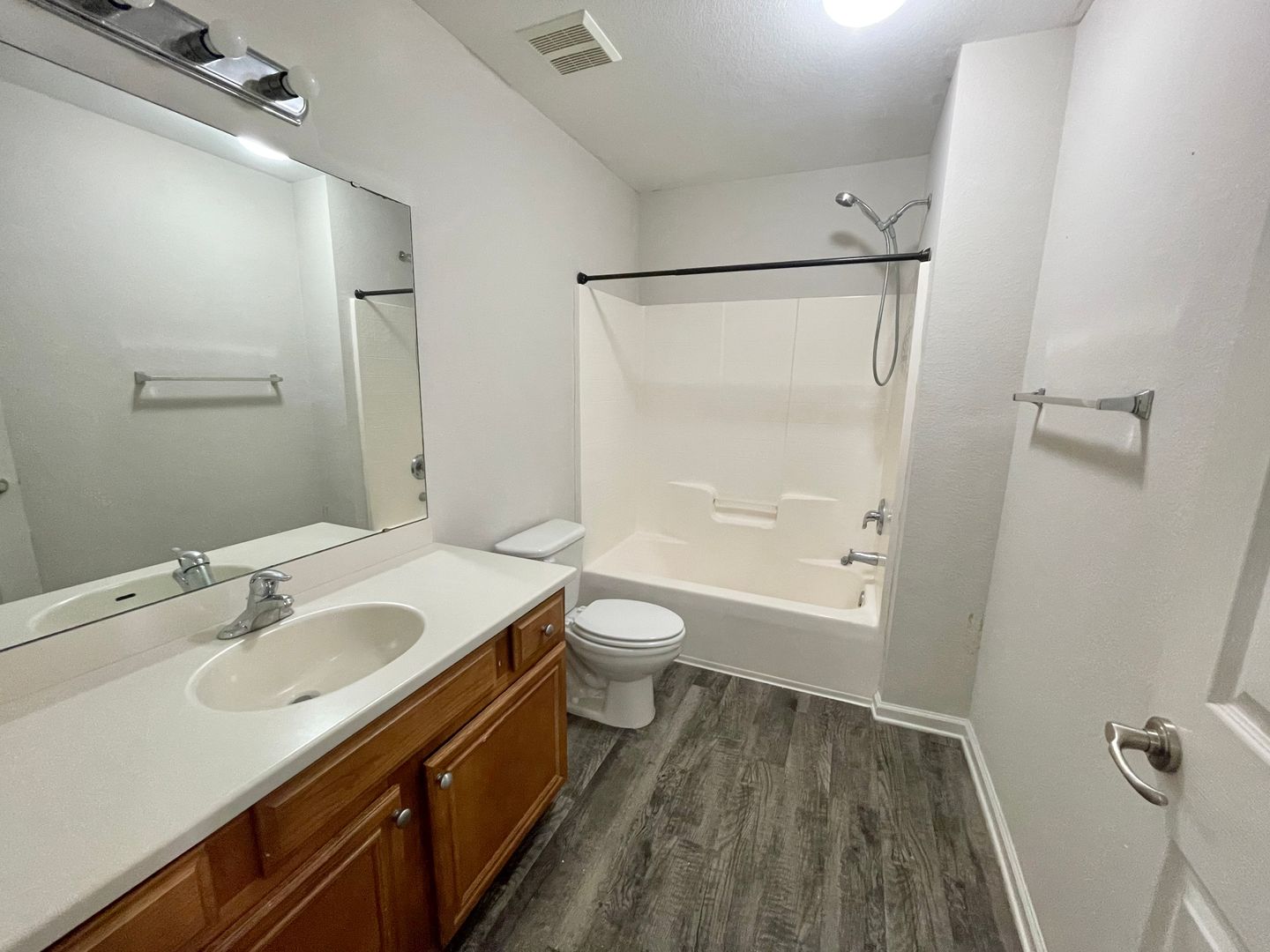 Tallahassee Apartment: 1320 Hendrix Road