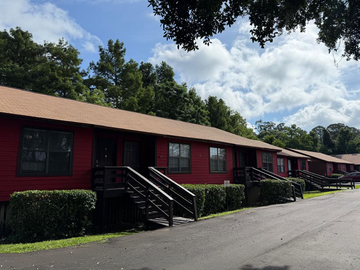Tallahassee Apartment: 1801 Fairlane Road