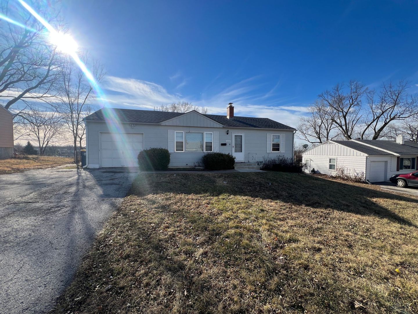 Kansas City House: 10505 E 40th St