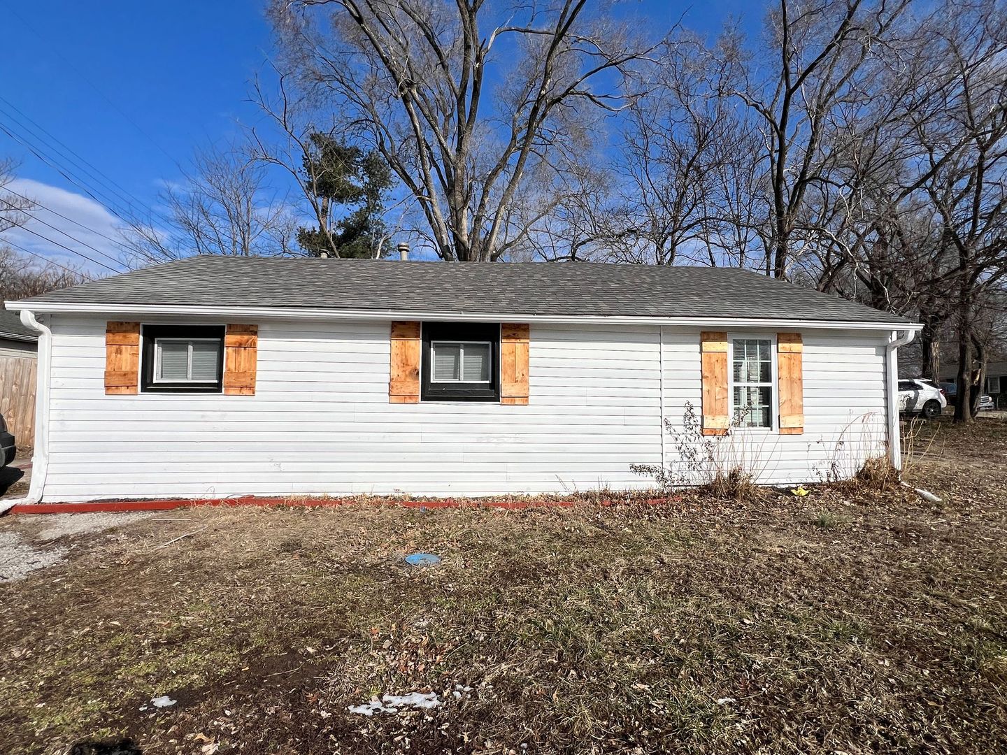 Independence House: 1004 E Walnut Street