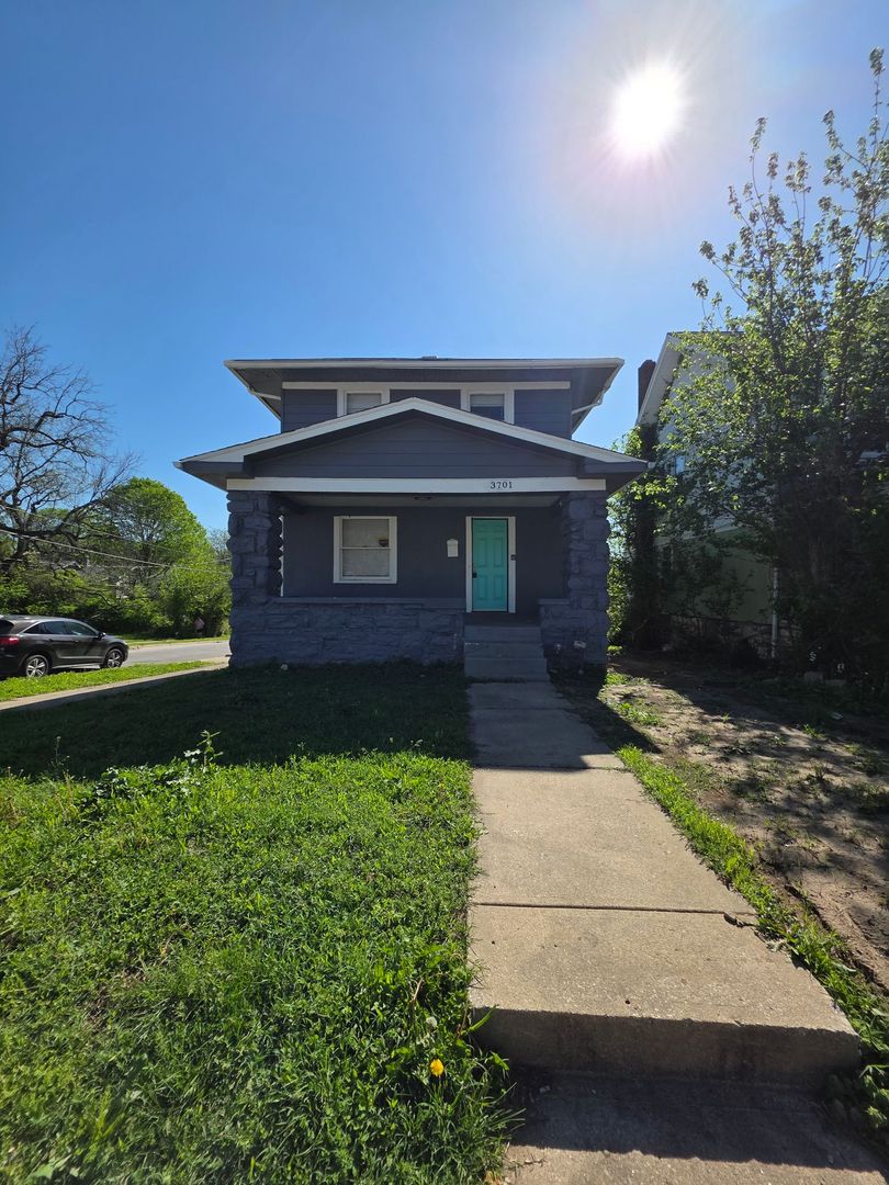 Kansas City House: 3701 Indiana Ave
