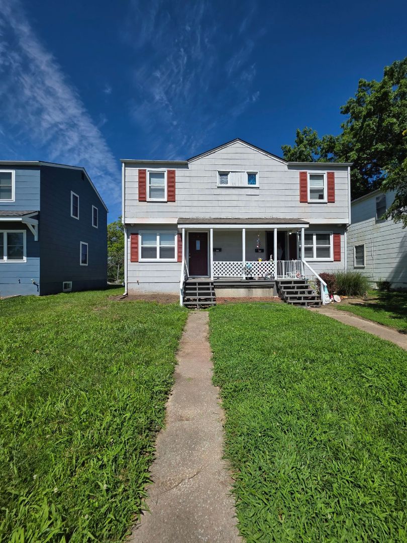 Liberty House: 726 S Leonard St