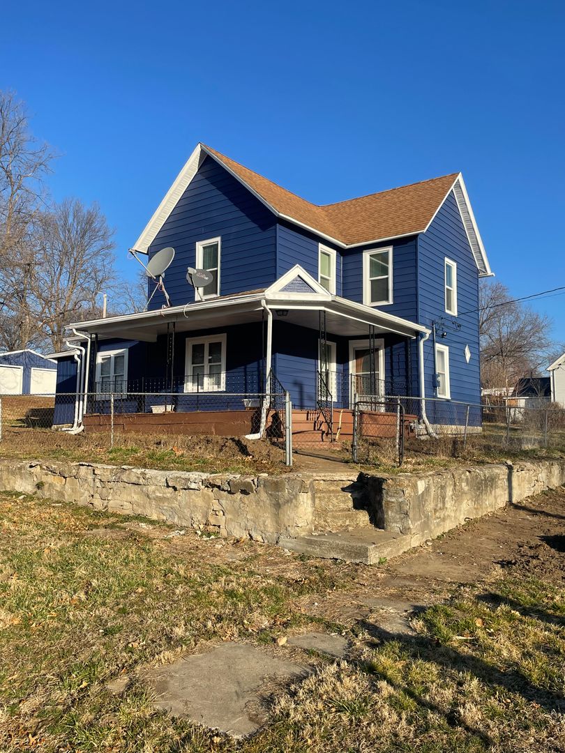 Edgerton House: 400 White Street