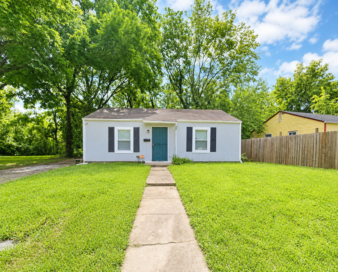 Kansas City House: 5429 College Ave