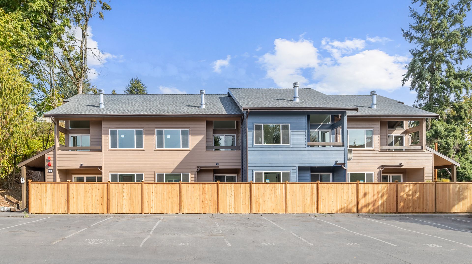Seattle House: 12600 57th Ave B101