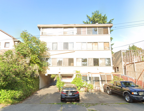 1 Bd 1 Ba in Good location in North Beacon Hill – photo 1