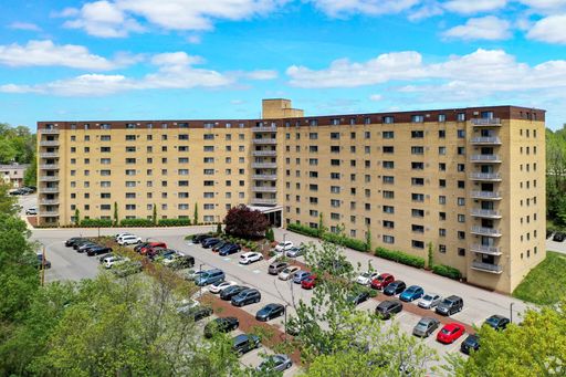 250 Cedar Ridge Drive, 414