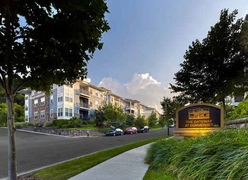 1811 Parkview Boulevard, 302 – photo 1