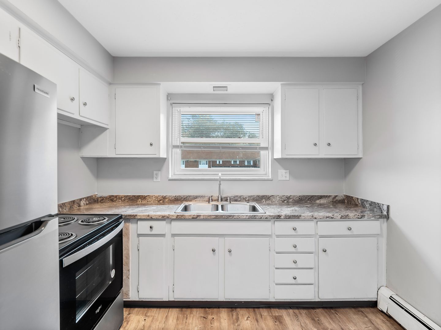 Painesville Apartment: 48 Pearl Street