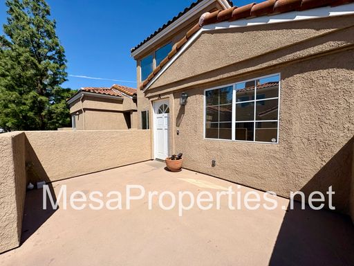 Gorgeous, Updated Move-In Ready 2 bed/1.5 ba Condo in Portofino at Creekside in Ontario! – photo 1