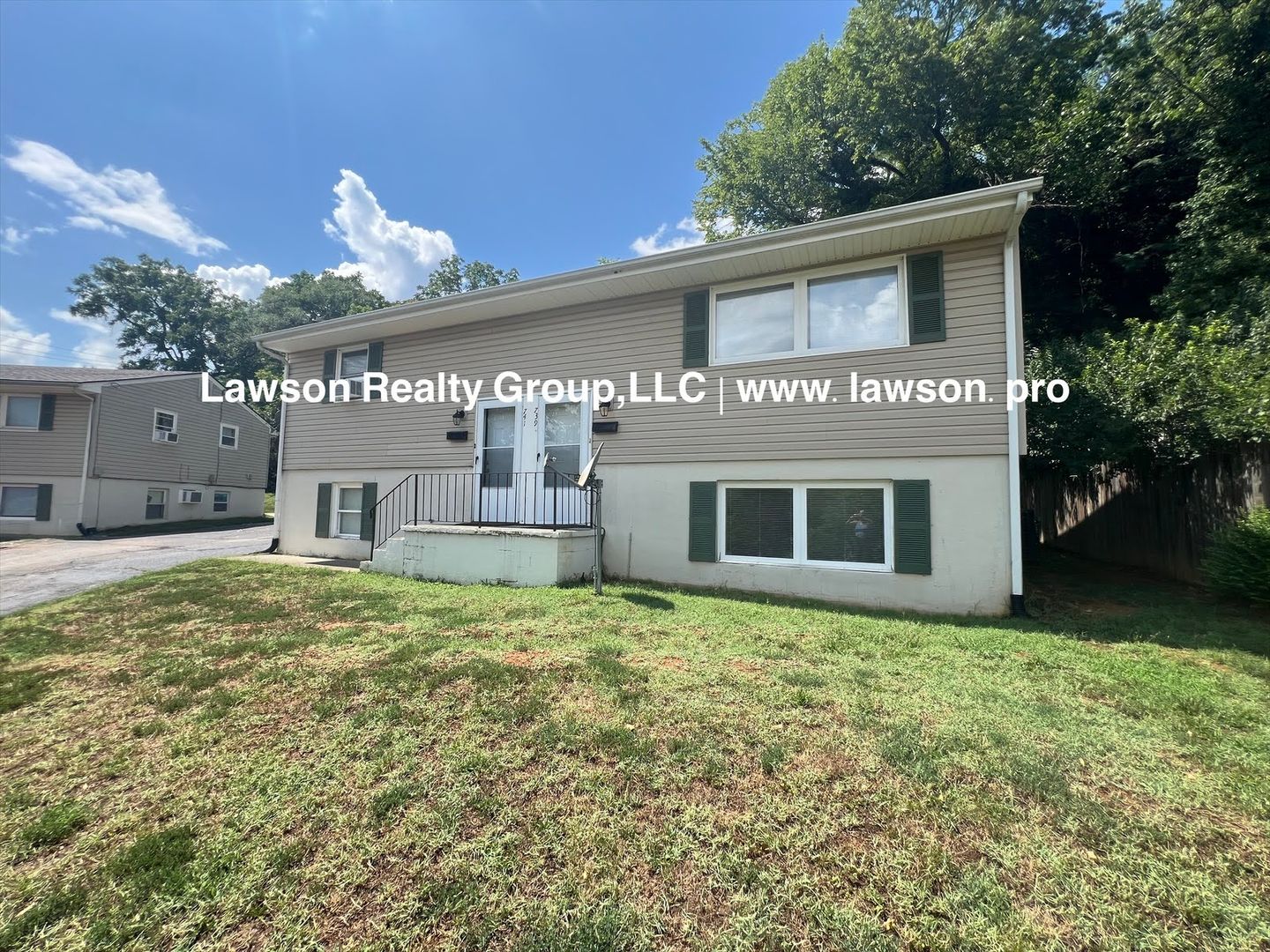 Roanoke Apartment: 739-743 Suburban Ave., SW