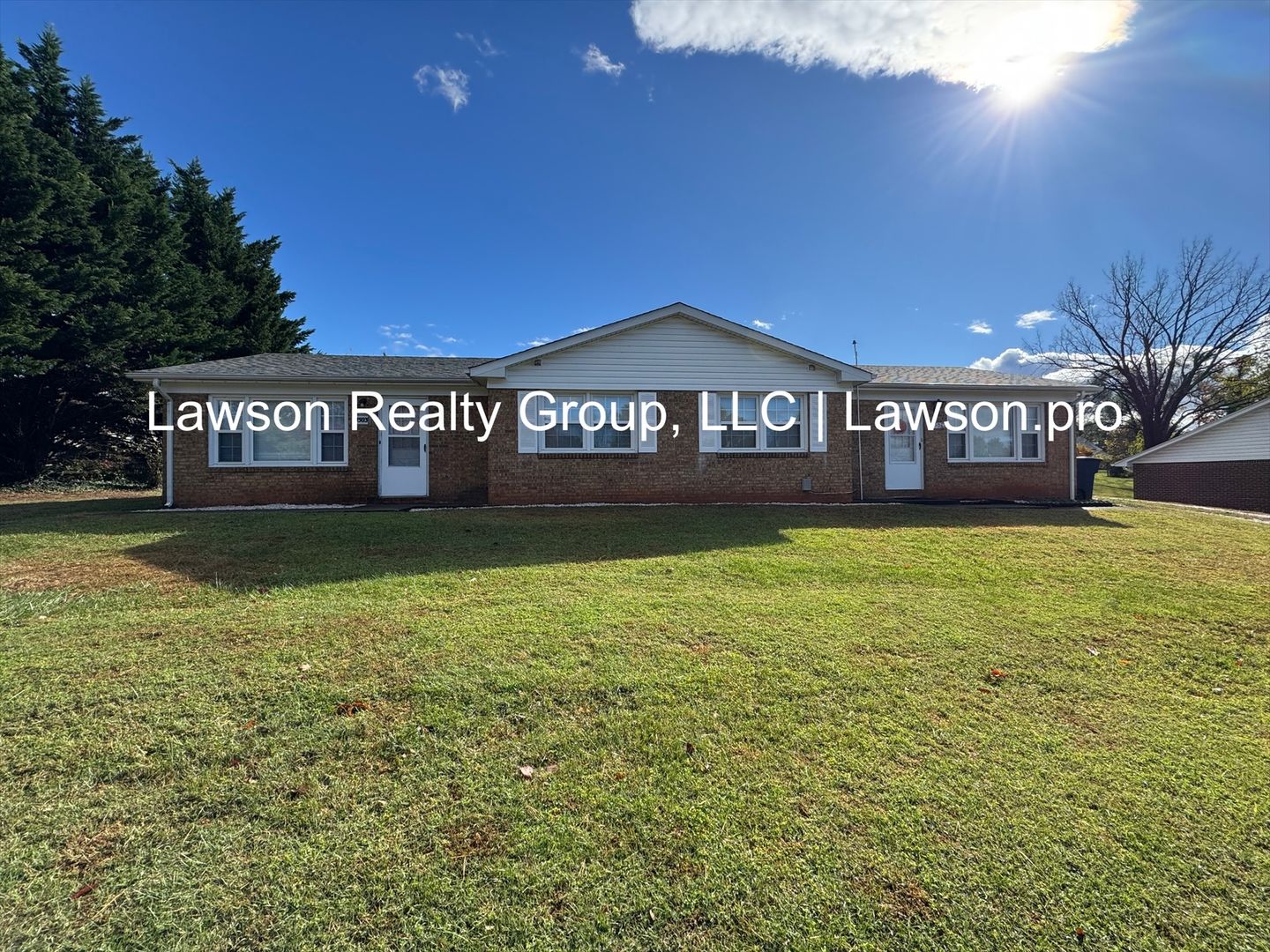 Roanoke Apartment: 4501-4503 Pennsylvania Ave.