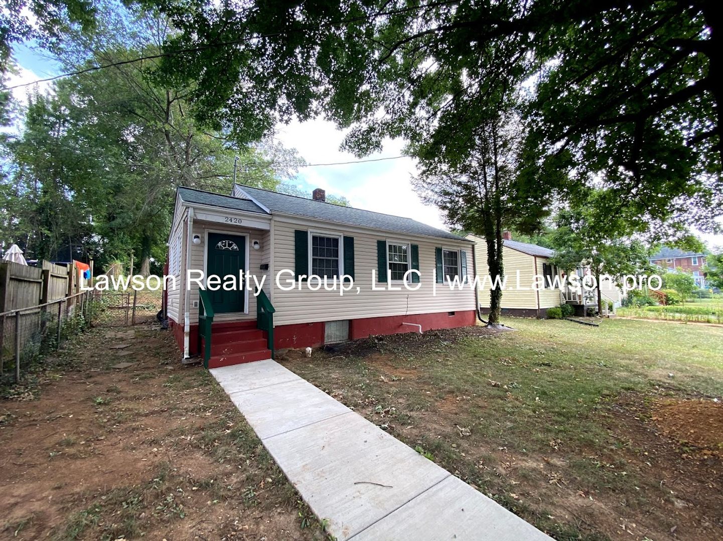 Roanoke House: 2420 Winthrop Ave.