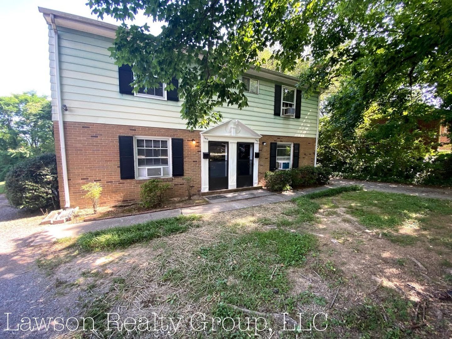 Roanoke Apartment: 740-742 Welton Ave.