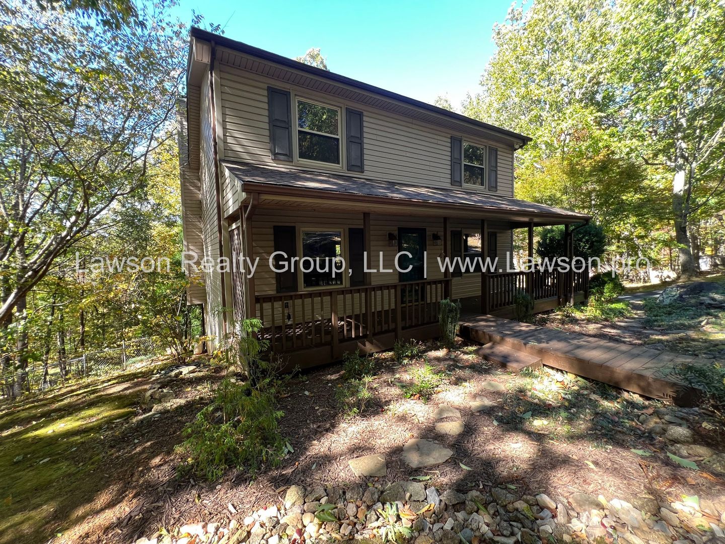 Vinton House: 118 Cascade Dr