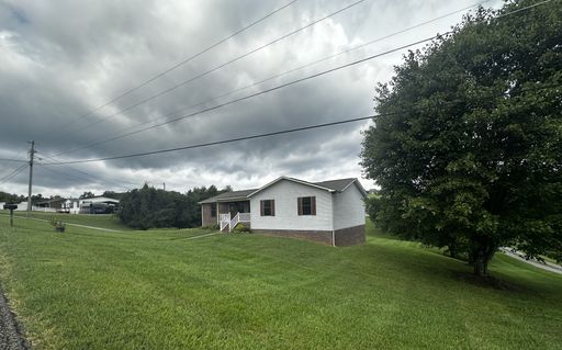 E. Morristown - 2 bed/1 bath duplex with basement garage