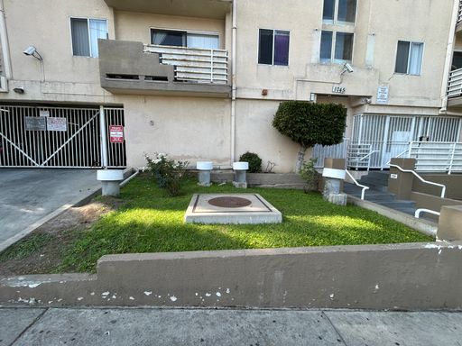 1-Bedroom Apartment in Prime Central LA – Close to Koreatown, DTLA & Hollywood! – photo 1