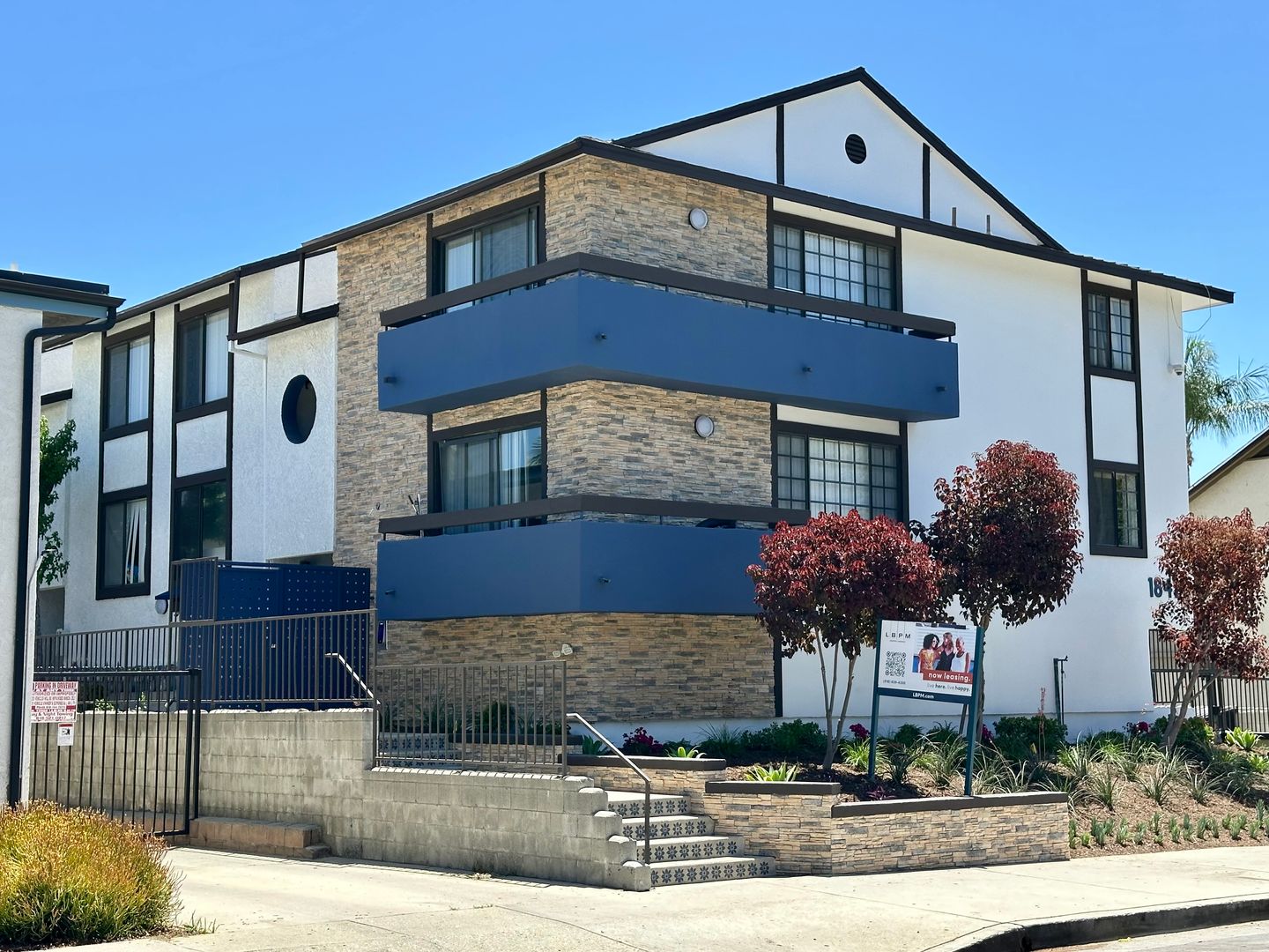 Northridge Apartment: 18414 Vincennes Street