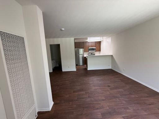 18615 Burbank Blvd 114