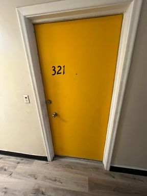 Live at the Center of Hollywood – Spacious Apartments Steps from the Walk of Fame & TCL Chinese Theatre – photo 1