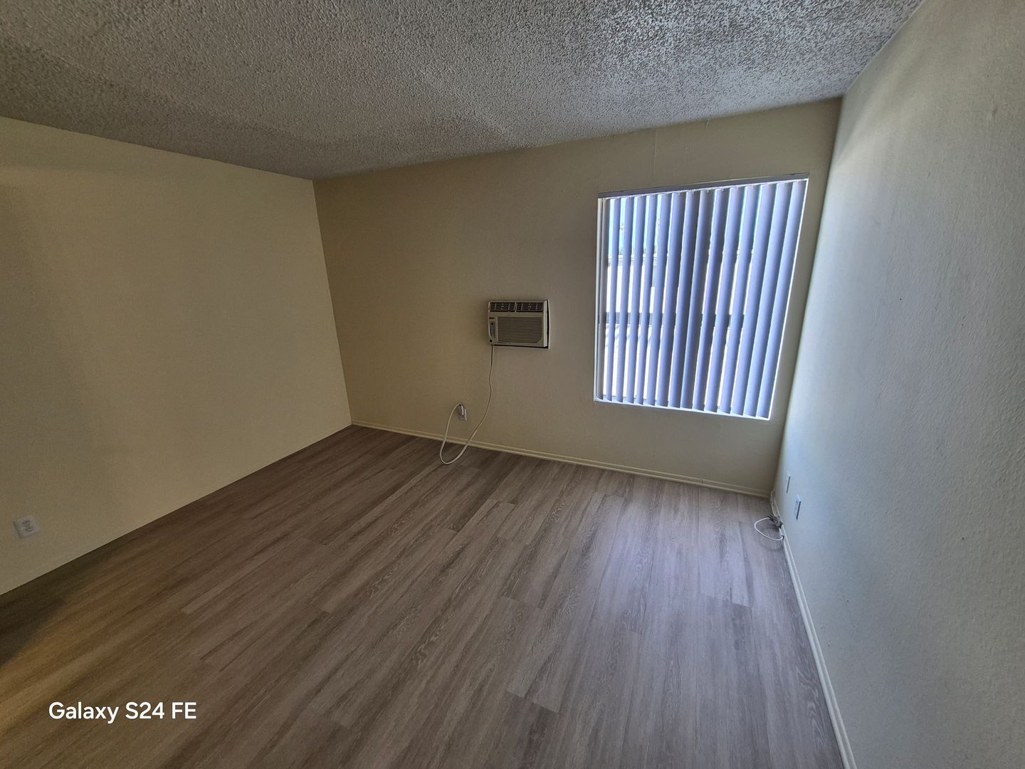 Covina Apartment: 1130 W. San Bernardino Rd