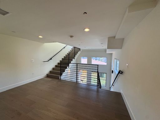 Modern Centrally Located 1 Bed LOFT In the Heart of LA – photo 1